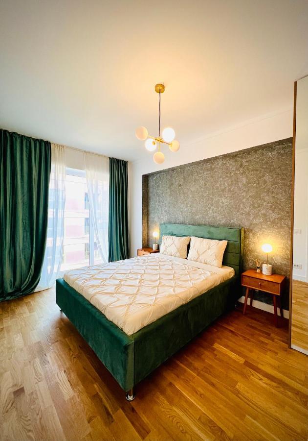 Exquisite - Two Bedroom Apartment Bucarest Esterno foto