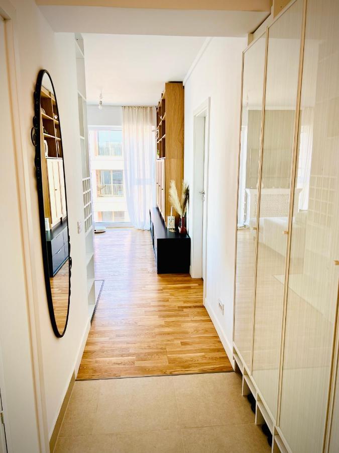 Exquisite - Two Bedroom Apartment Bucarest Esterno foto